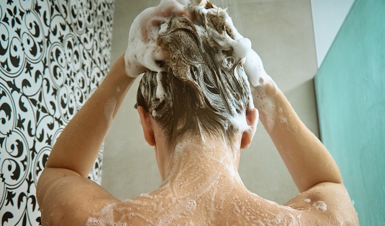 The best shampoos for dandruff! The right shampoo may be key into getting rid of your dandruff fast. Everyone's body has a different reaction, so it's important to find the right one for you. Most of them are sold over the counter, so there's no need for a doctor's visit. 